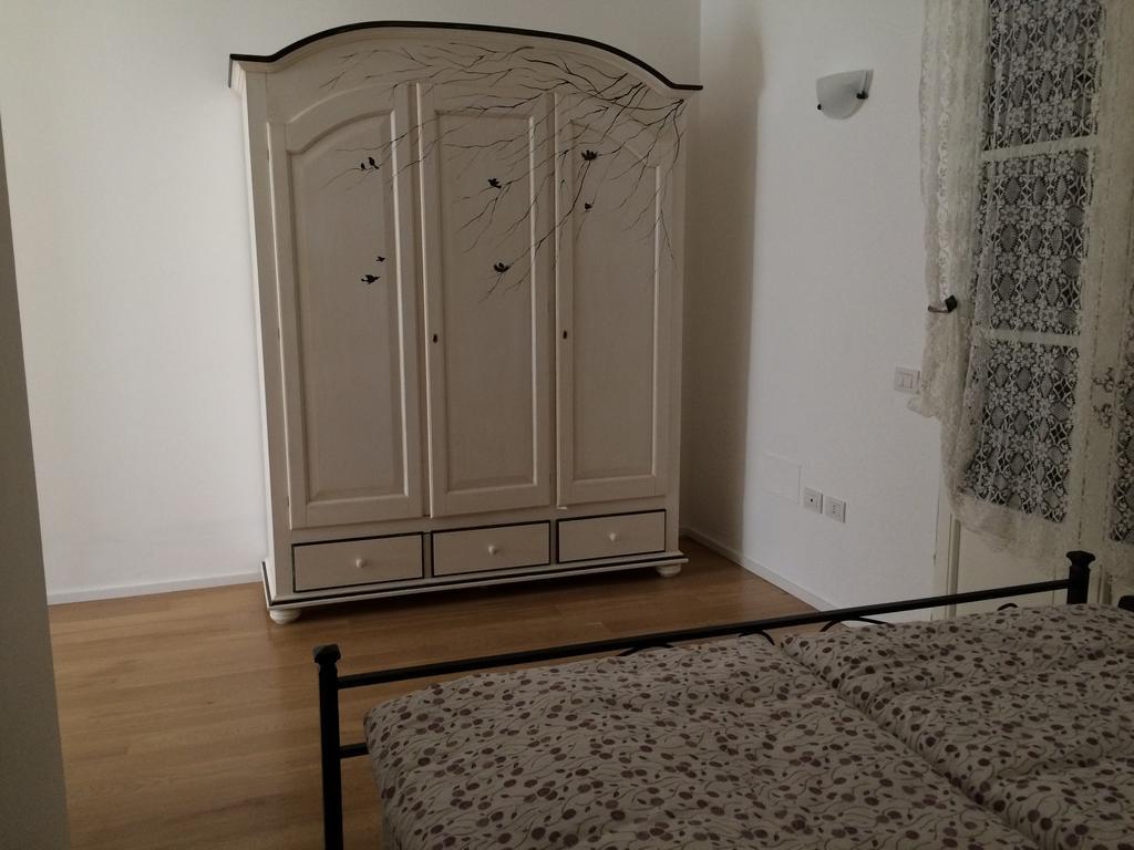 شقة Casina Rosa تْشيرتالدو الغرفة الصورة